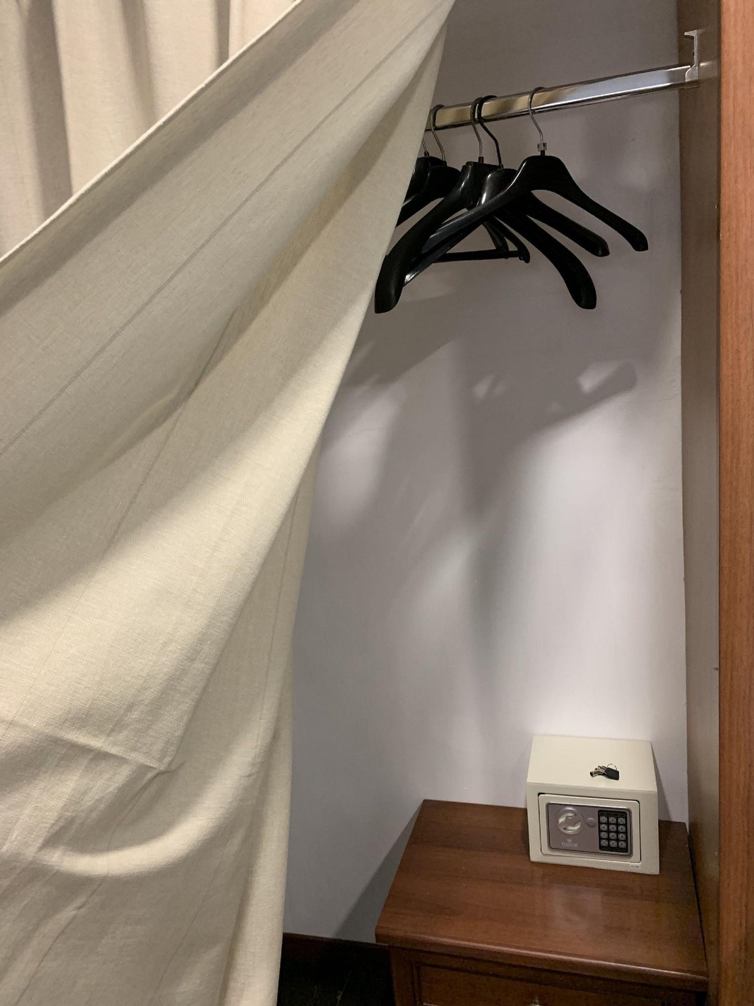 ゲストハウス B B ピアッツァ イストリア ローマ エクステリア 写真